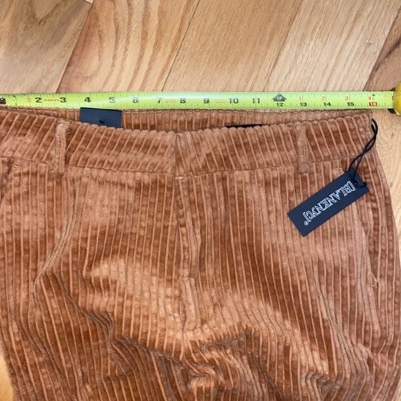 NWT BLANKNYC Next Date Corduroy Flare Pant in size 30 - Picture 11 of 12